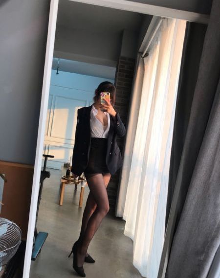 秘书婬荡呻吟揉捏丰满奶头动漫_HD迅雷电影在线