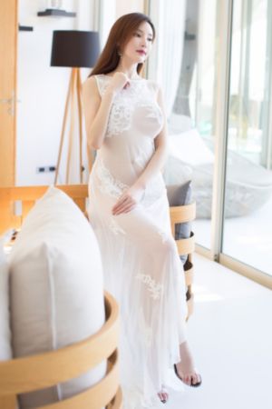 一级黄色美女靠逼逼_BD英语超清在线观看