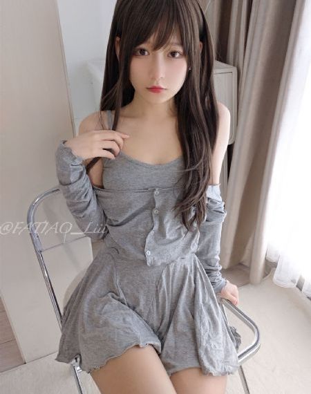制服丝袜中文字幕第一页_续集欧美成人在线