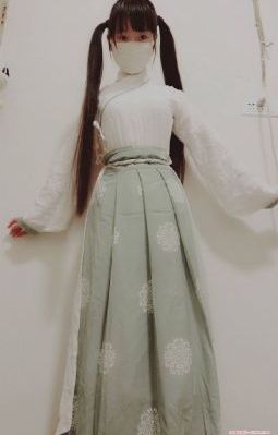 亚洲精品综合五月停停_电影在线观看免费