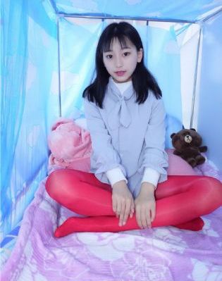 国产裸体美女扒开粉嫩的小泬桶爽_HD电视剧在线观看